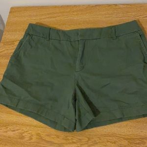 Jones & co shorts size 8